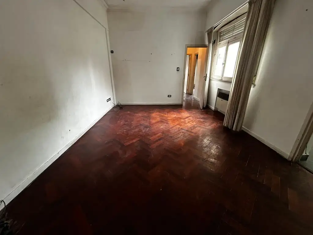 Foto de 4 ambientes 2° piso coc-comed.,2 baños, lav. Boedo, imagen 1
