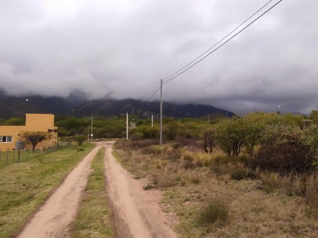 Foto de Lote en Cortaderas de 870mts2 con Escritura, imagen 3