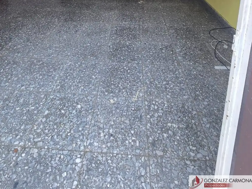 Foto de Departamento en alquiler en Villa Pueyrredón, imagen 2