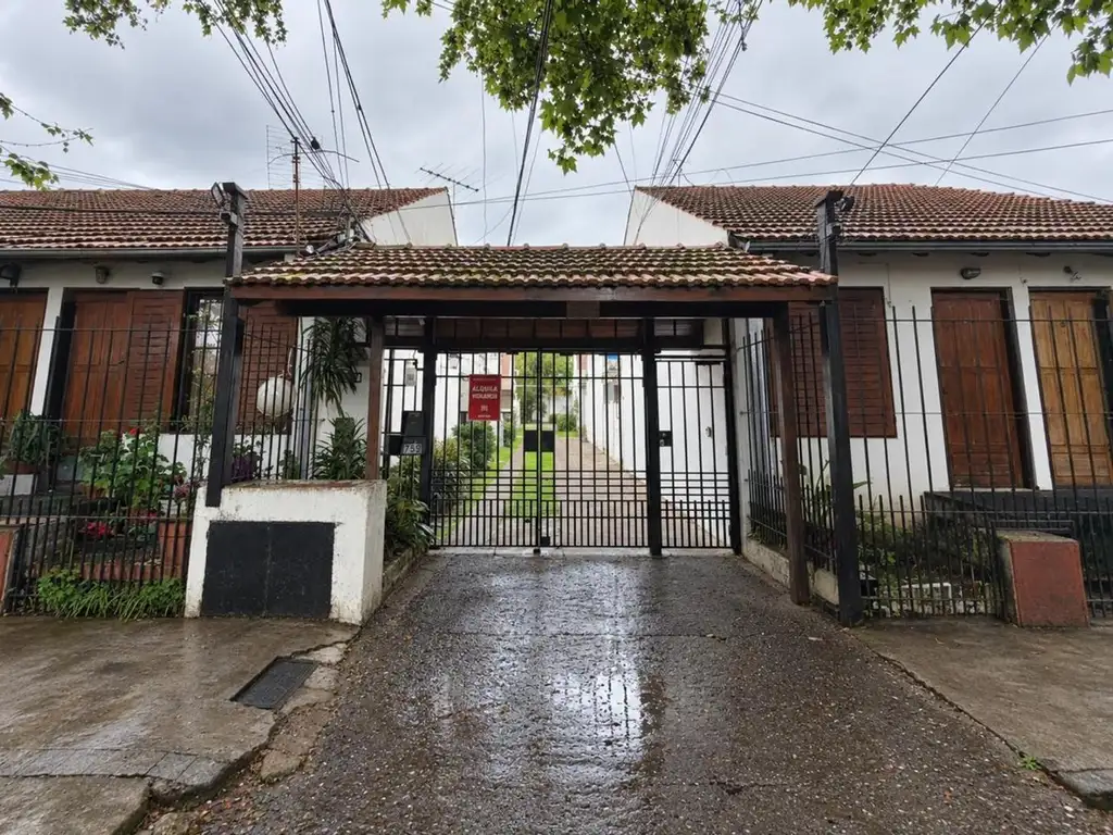 Foto de PH 2 ambientes en muy buena ubicación, imagen 1