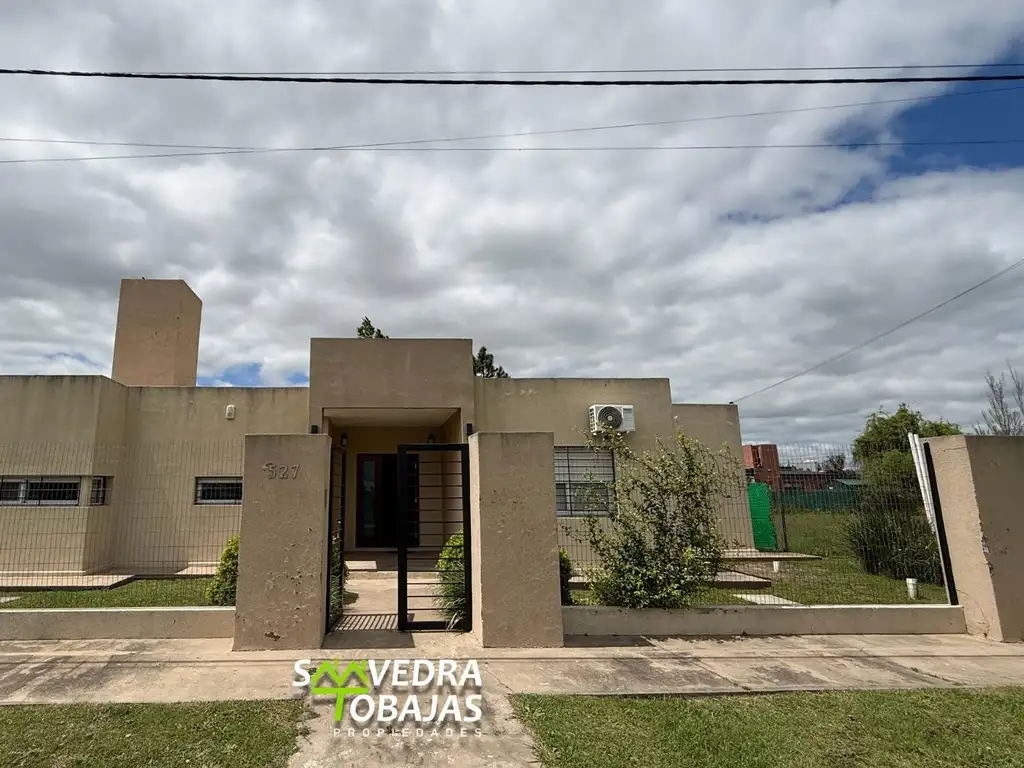Foto de IMPECABLE CASA EN FUNES TOWN, imagen 2