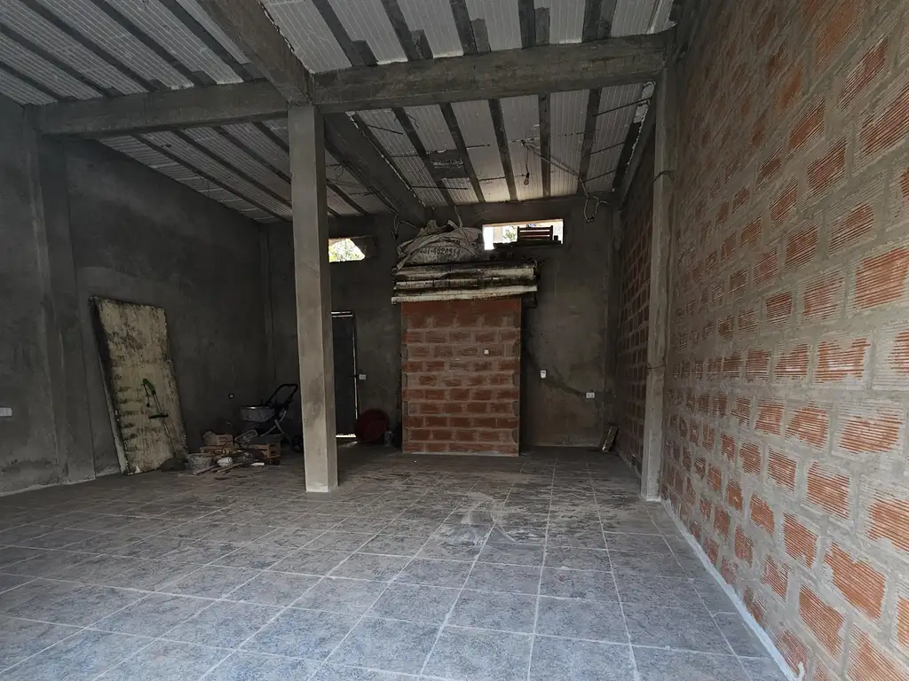 Foto de ALQUILER LOCAL COMERCIAL PASO DEL REY A 400 METROS COLECTORA ACCESO, imagen 2
