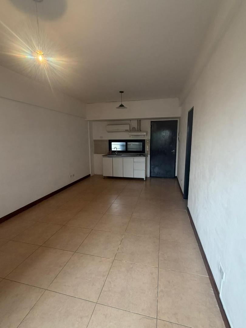 Foto de Alquiler Departamento monoambiente APTO Profesional en San Miguel.-, imagen 2