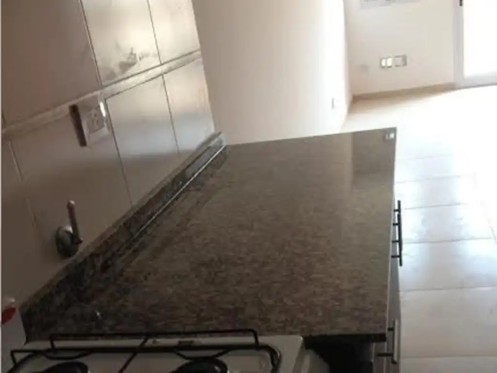 Foto de Hermoso Monoambiente con cocina separada en PB, imagen 1