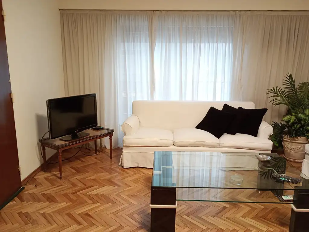 Foto de ALQUILER DEPTO DE 3 AMBIENTES EN RECOLETA, imagen 2