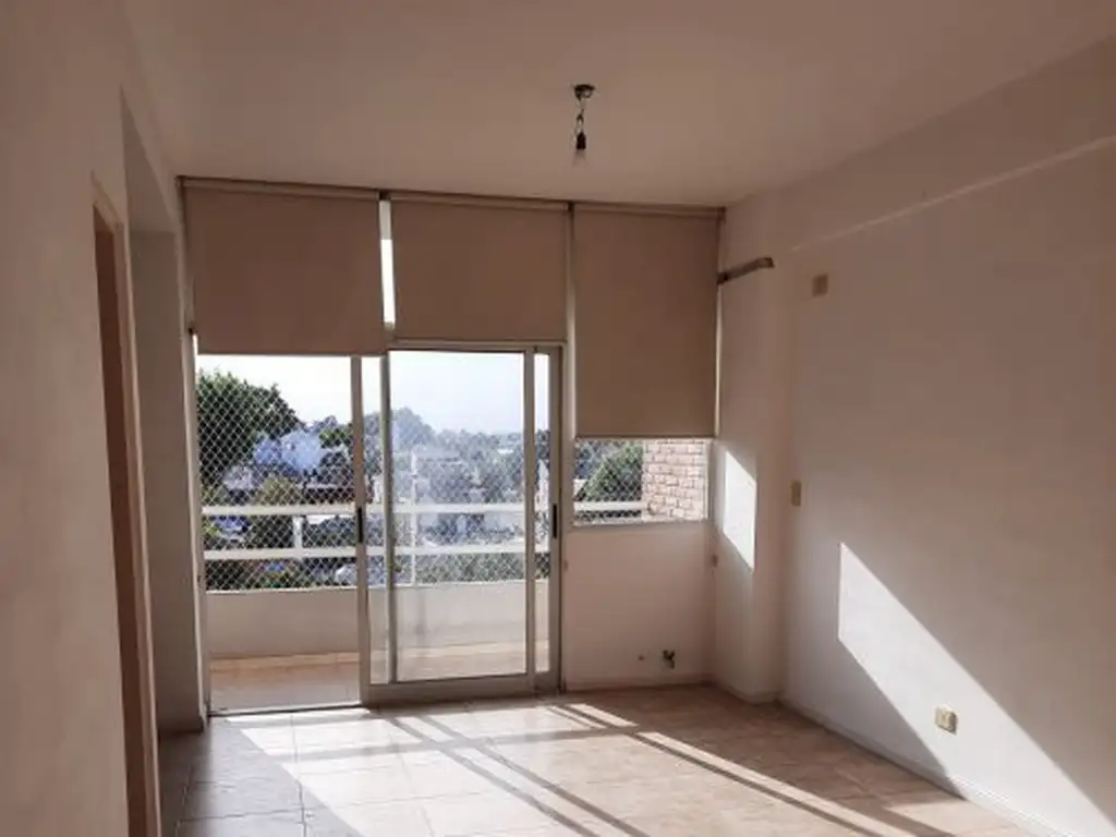 Foto de DEPARTAMENTO 2 AMBIENTES CON BALCON Y AA, imagen 3