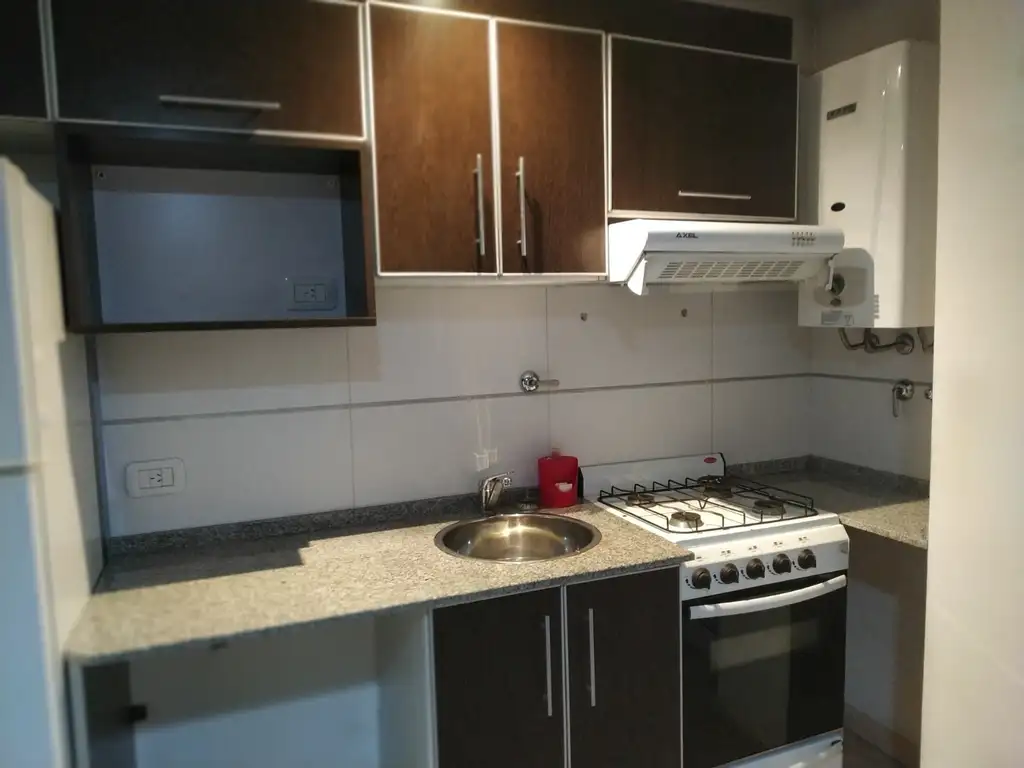 Foto de DEPARTAMENTO 2 AMBIENTES CON BALCON Y AA, imagen 5