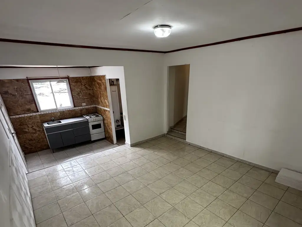 Foto de PH 3 AMBIENTES SIN EXPENSAS EN ALQUILER - Remedios de Escalada, imagen 1