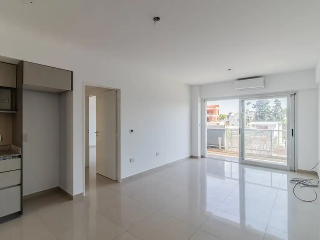 Foto de 3 Ambientes Alquiler Balcón Cochera Cubierta Villa Urquiza, imagen 3