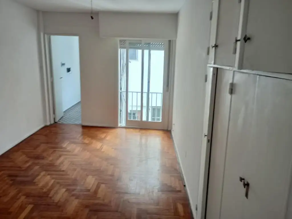 Foto de Monoambiente recien reciclado. Cocina independiente y lavadero, imagen 1