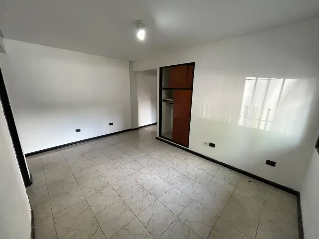 Foto de Departamento en Alquiler en San Martin Centro, San Martin, G.B.A. Zona, imagen 3