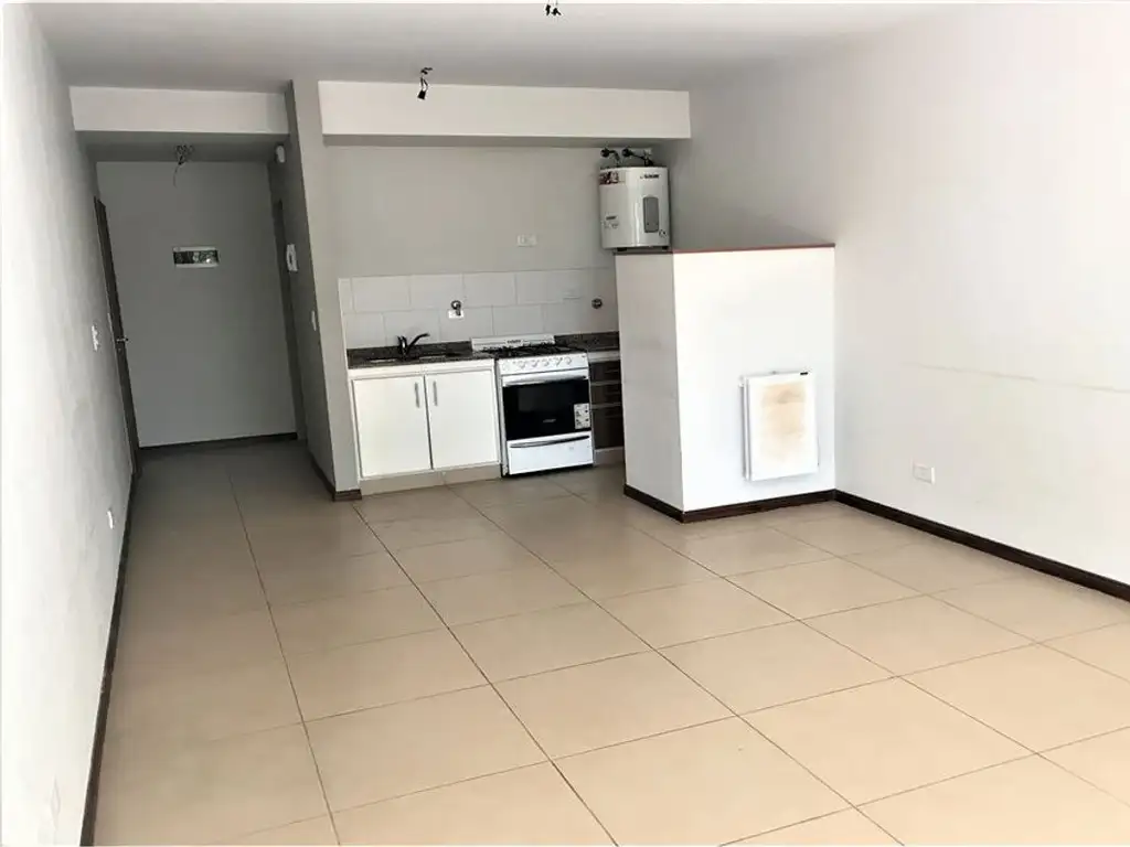 ALQUILER MONOAMBIENTE BALCÓN