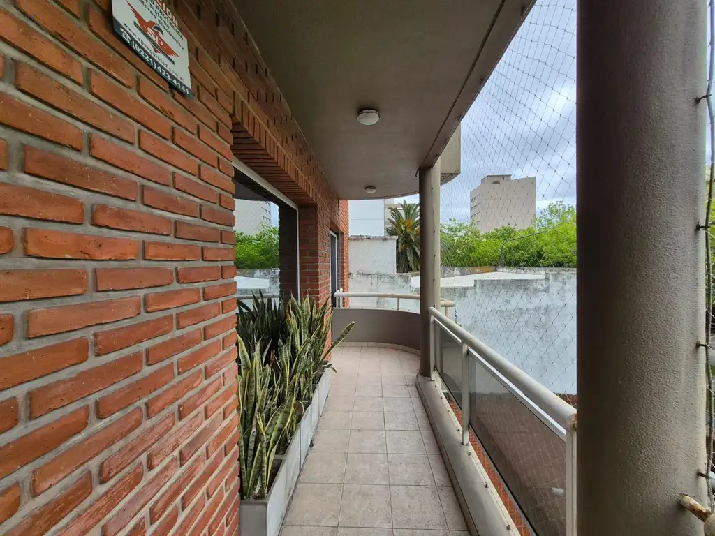 Foto de ALQUILER DEPARTAMENTO (PISO)- 3 DORMITORIOS COCHERA - La Plata., imagen 4