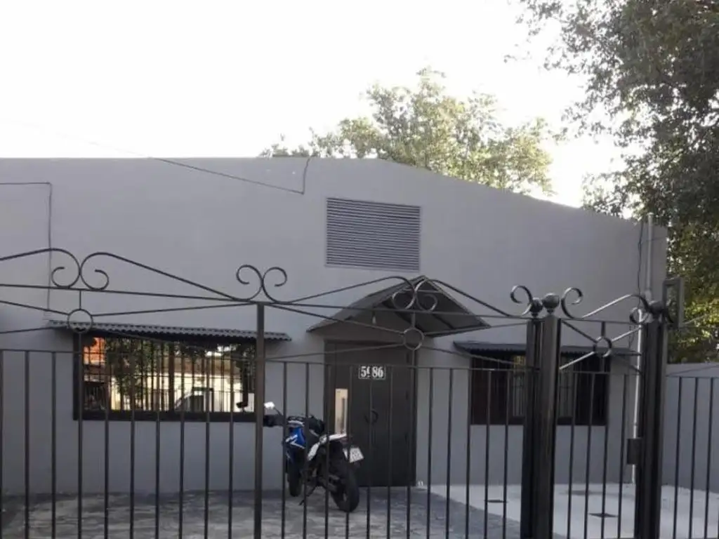 Foto de PH 2 Ambientes con patio compartido - Villa Ballester, imagen 1