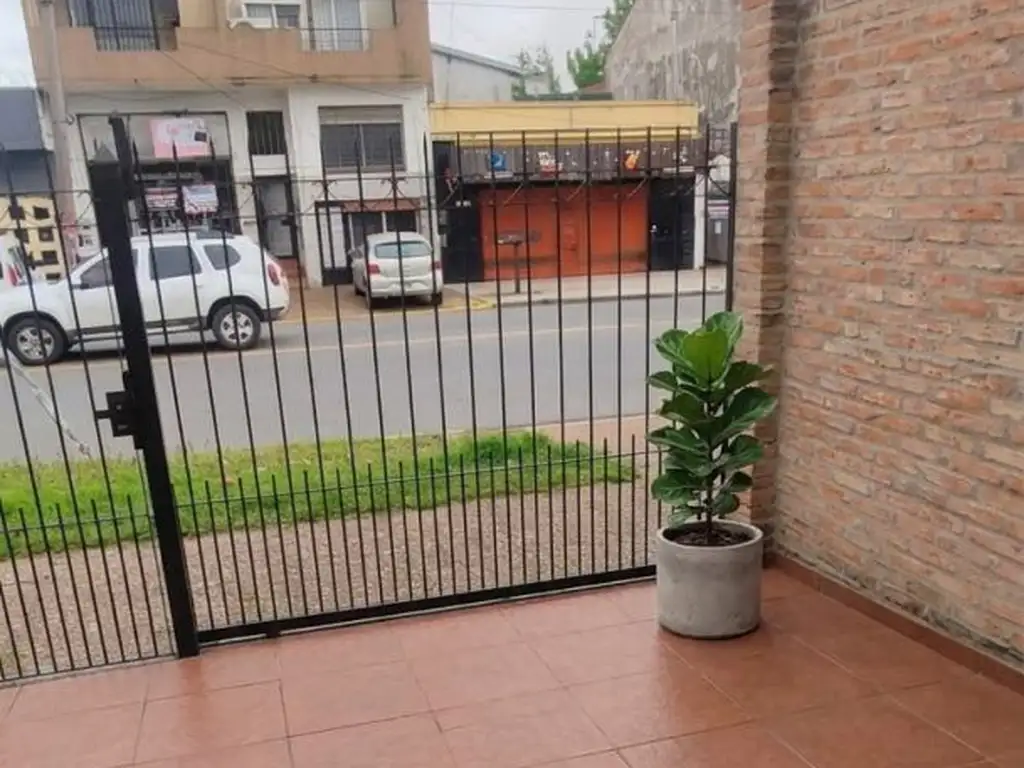 Foto de casa en alquiler Quilmes, imagen 5