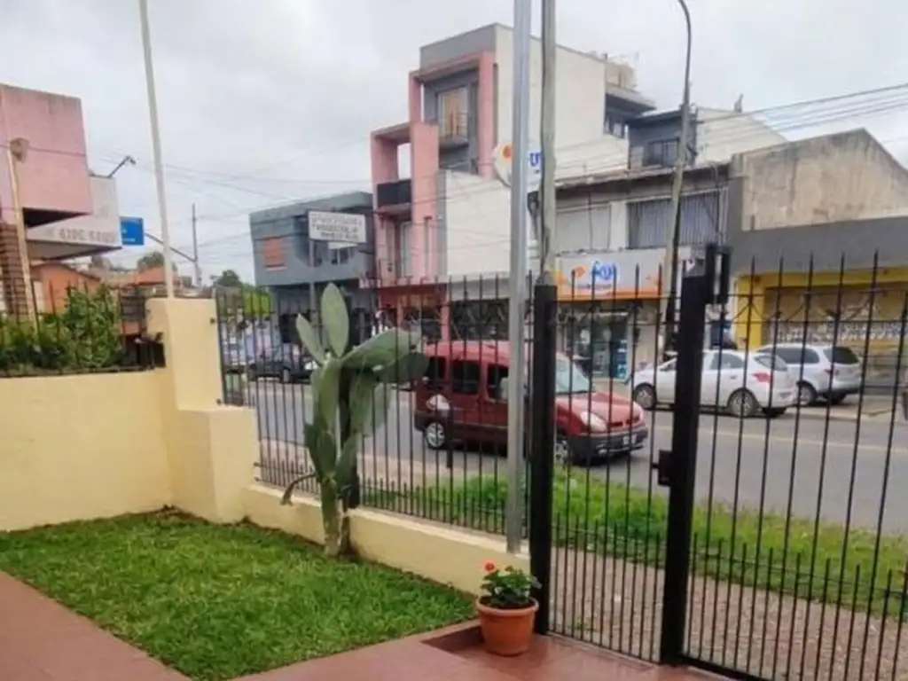 Foto de casa en alquiler Quilmes, imagen 3