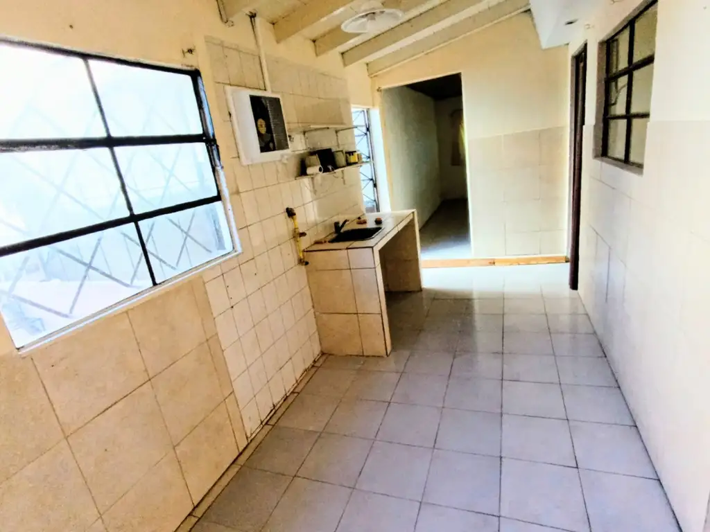 Foto de Departamento en alquiler en La Tablada, imagen 2