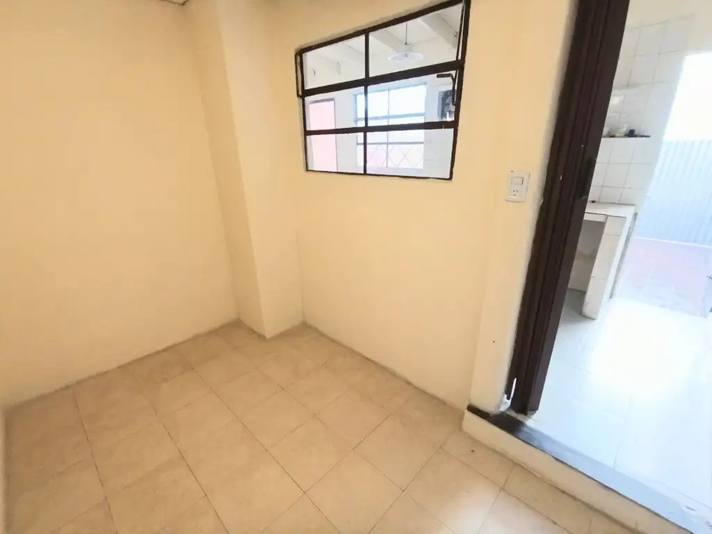 Foto de Departamento en alquiler en La Tablada, imagen 3