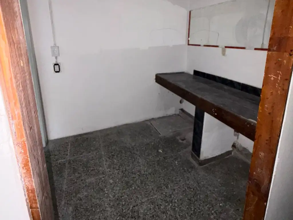 Local en alquiler zona comercial 