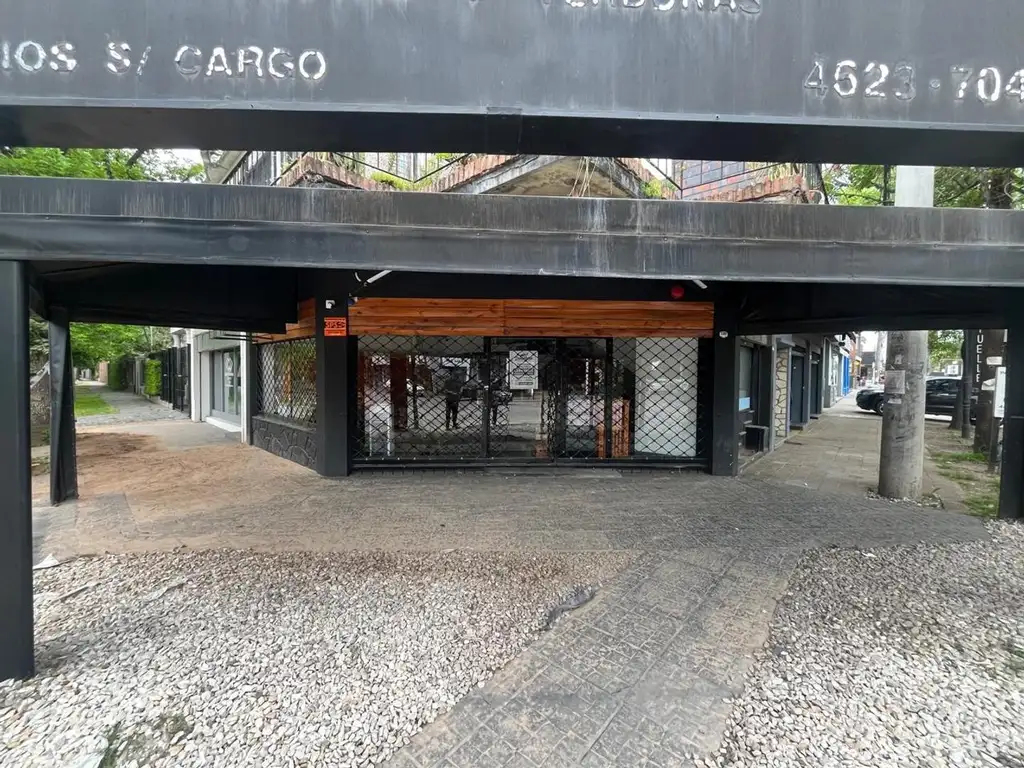 Foto de Local Esquina Santa Rosa, imagen 1