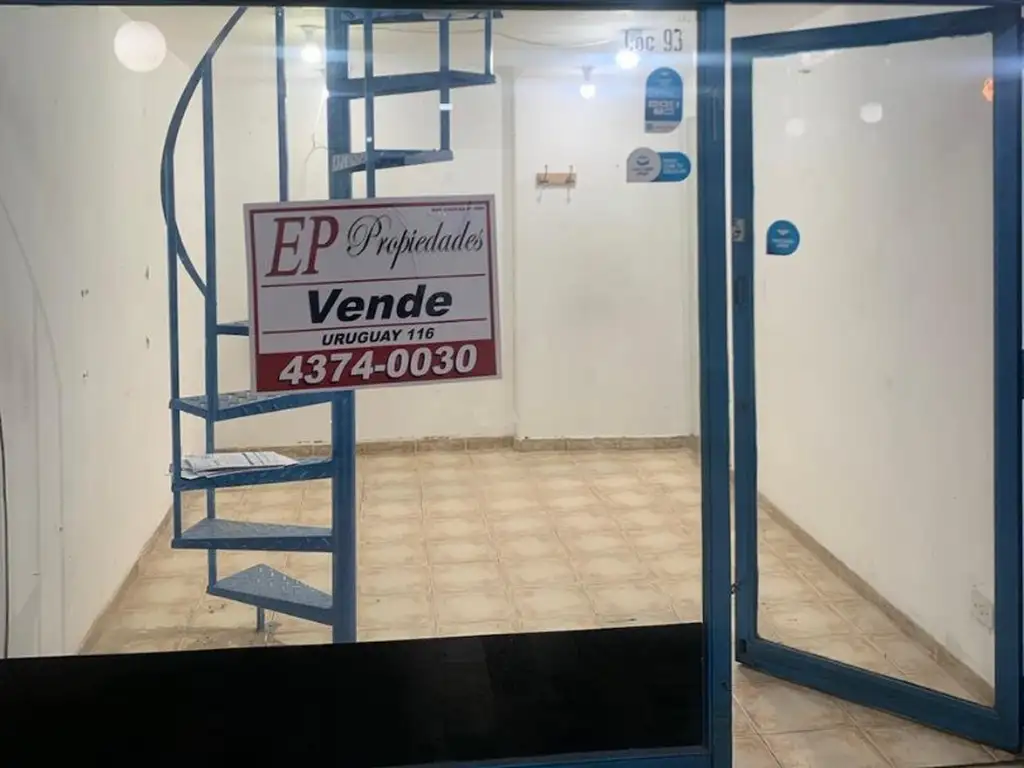 Foto de Local de 18 m2 en Galería 5ta. Avenida. Acceso Por Av. Santa 1270 y, imagen 2