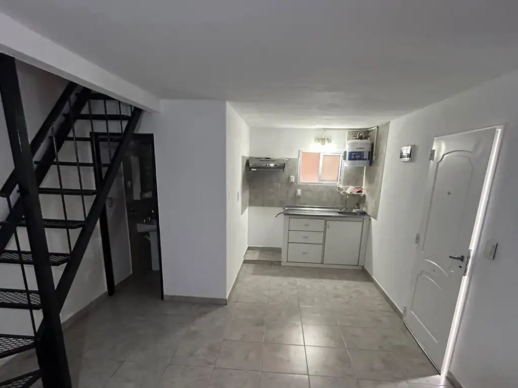 Foto de Casa en alquiler (PH) en Escobar - Santa Cruz 1411 - Fondo, imagen 1