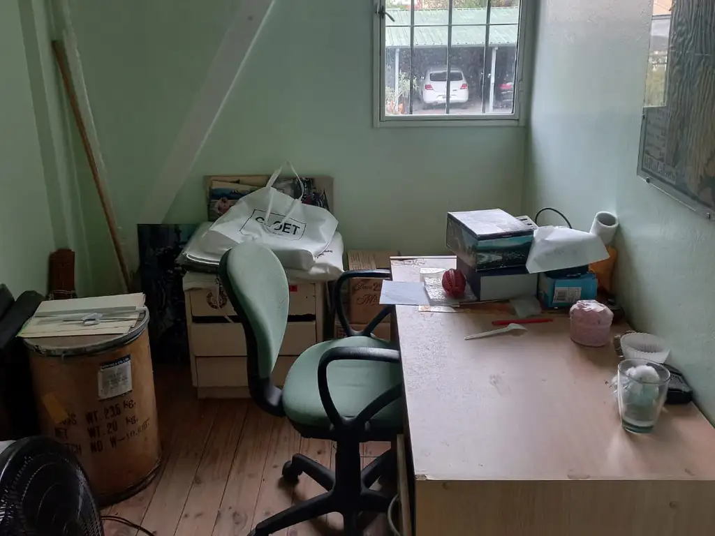 Foto de CASA ALPINA EN ALQUILER – 4 DORMITORIOS, PILETA Y AMPLIO LOTE, imagen 2