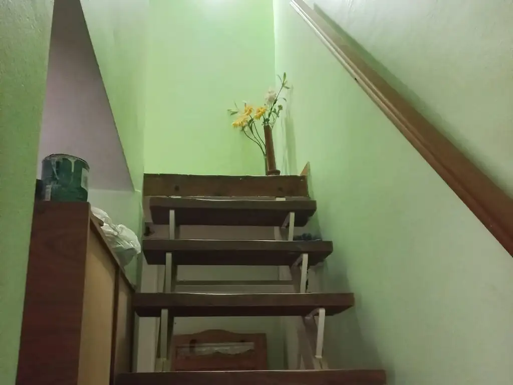 Foto de CASA ALPINA EN ALQUILER – 4 DORMITORIOS, PILETA Y AMPLIO LOTE, imagen 4