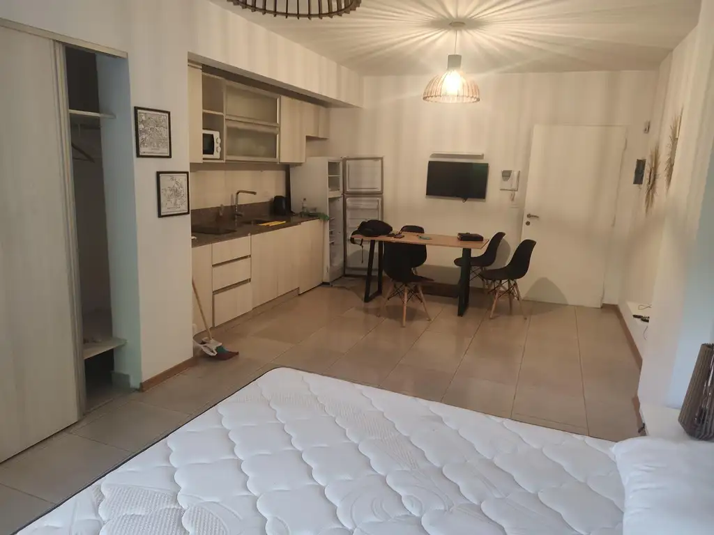Foto de ALQUILO HERMOSO DEPARTAMENTO -NUÑEZ-MONOAMBIENTE CON BALCON AL FTE, imagen 2