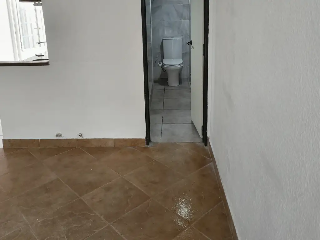 ALQUILER- VILLA SARMIENTO- DUPLEX 1 DORMITORIO- SIN EXPENSAS-A PASOS DE LA AUTOPISTA OESTE !!!