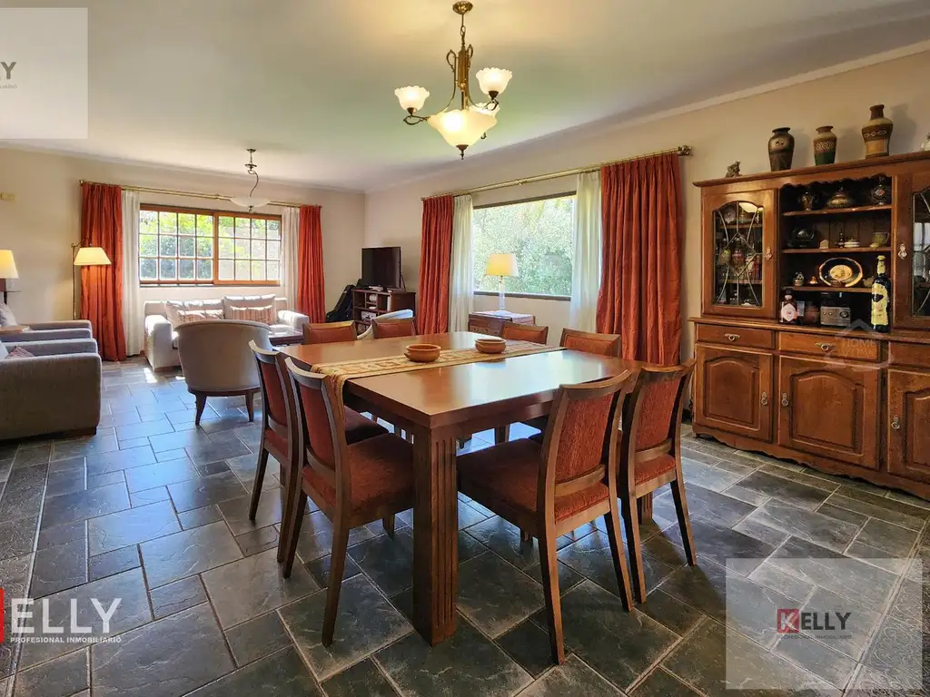 Foto de CASA | 377 M² | VENTA | ST. MATTHEW’S VILLAGE | LOTE 1.638 M², imagen 1