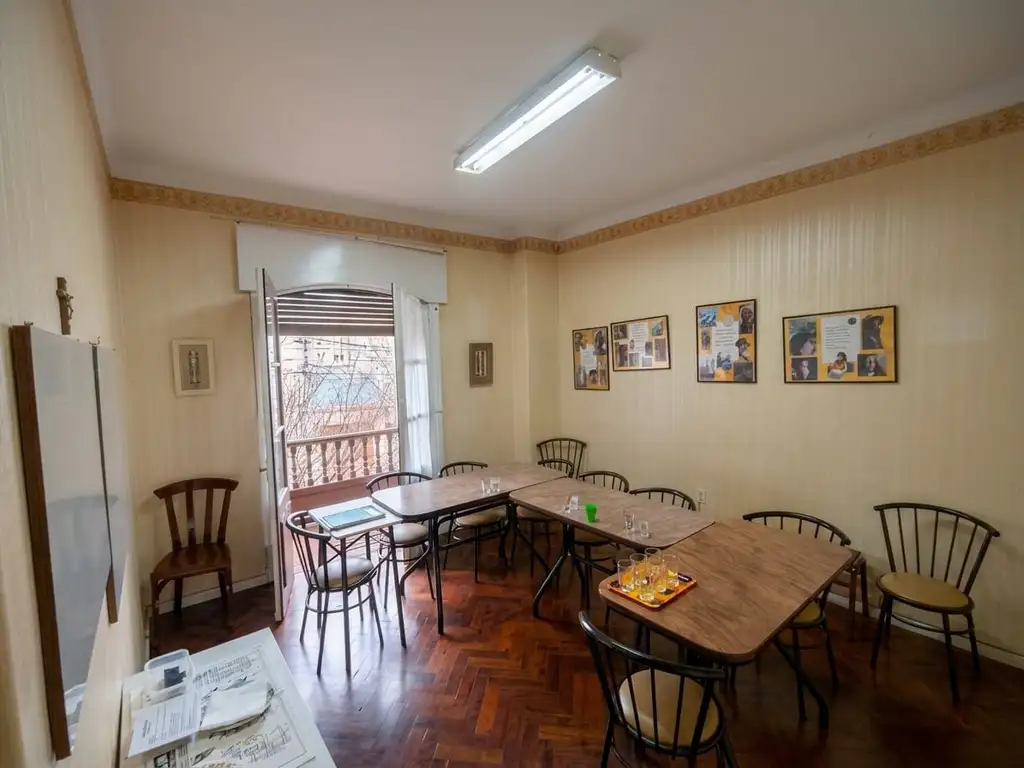 Foto de OFICINAS EN ALQUILER - DEAN FUNES al 400 – SALTA -, imagen 2