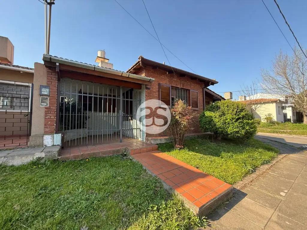 Foto de Casa de 3 dormitorios en alquiler - Campana, imagen 2