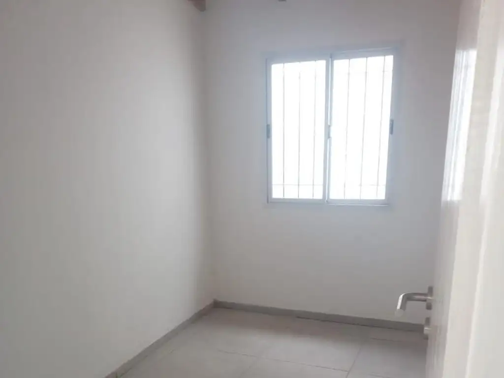 Foto de SE ALQUILA PH DE TRES AMBIENTES, imagen 3