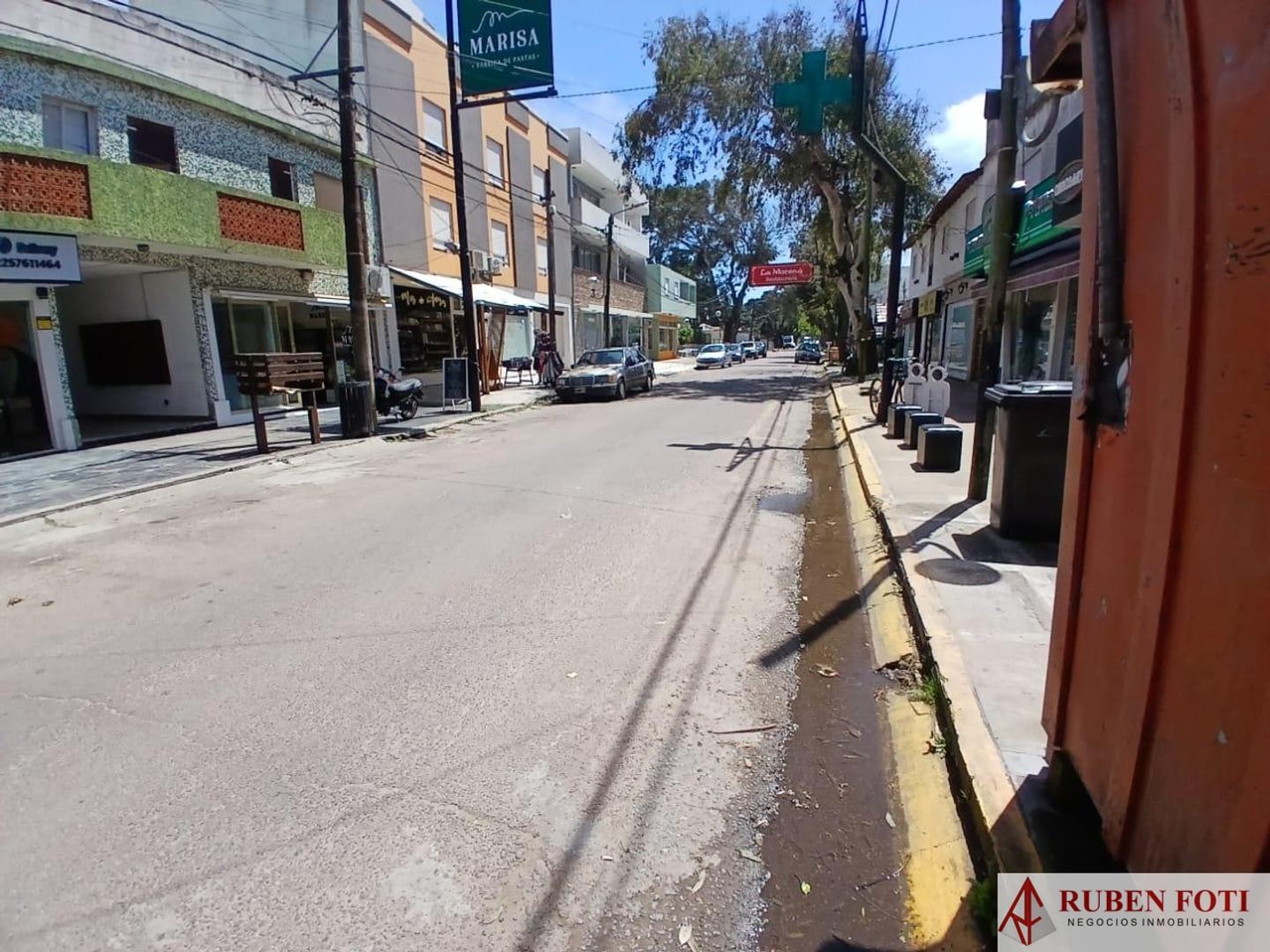 Foto de Departamento en venta en La Lucila del Mar, imagen 1