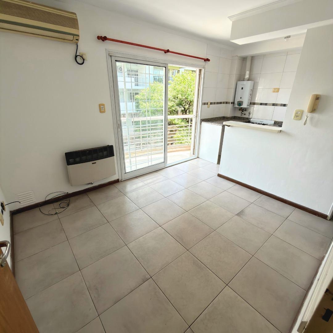 Departamento de un dormitorio con balcón 