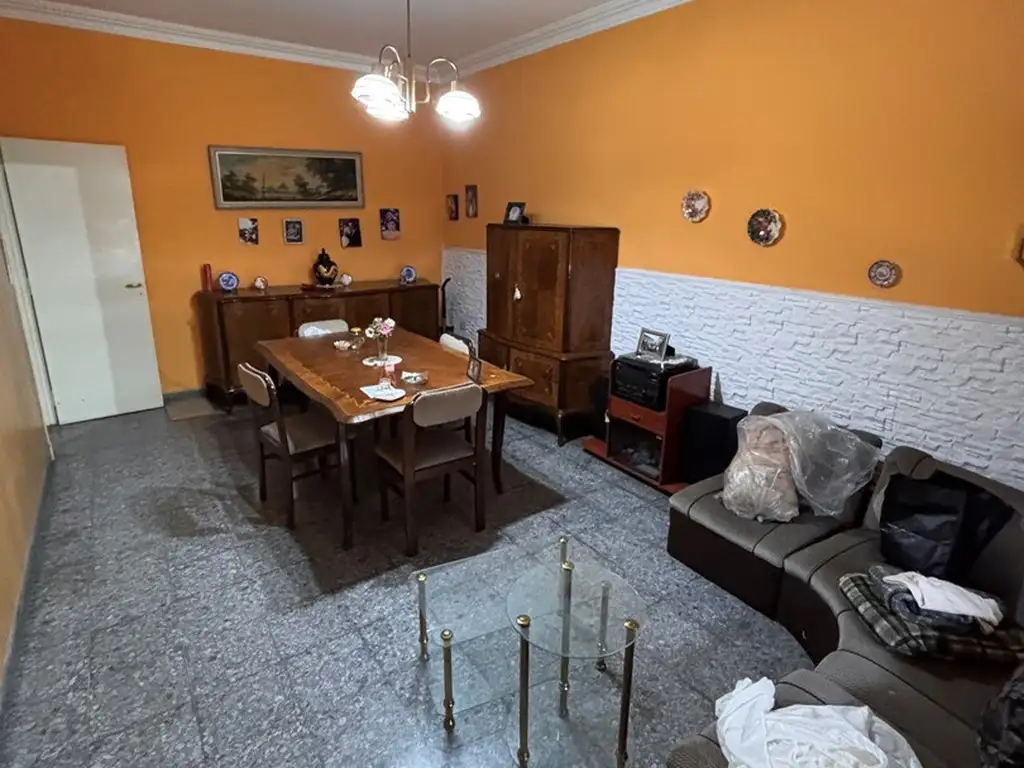 Foto de Casa 3 ambientes con jardin y garaje en Alquiler en Munro, Vicente López, imagen 1
