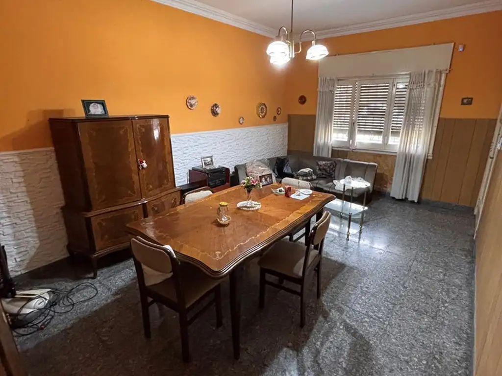 Foto de Casa 3 ambientes con jardin y garaje en Alquiler en Munro, Vicente López, imagen 4