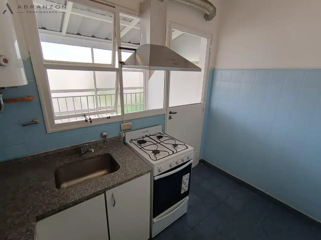 Foto de Acoyte al 1500 Departamento 2 ambientes con balcón terraza en Villa, imagen 4