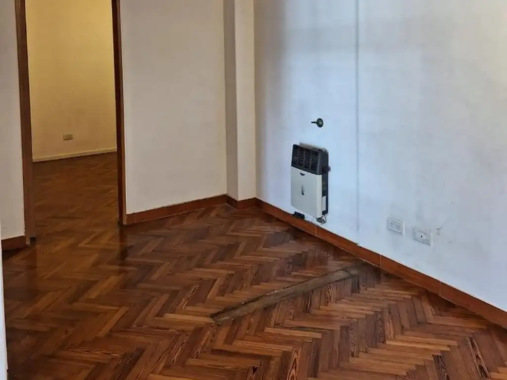 Foto de VILLA REAL VIRGILIO AL 2800 EXCELENTE G SEMIPISO DE 3 AMB.FT, imagen 3