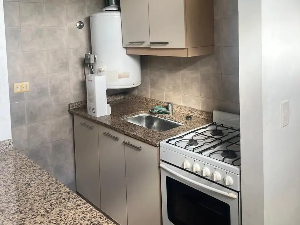 Foto de Alquiler Monoambiente Balcón-Piscina - Montecastro, imagen 5