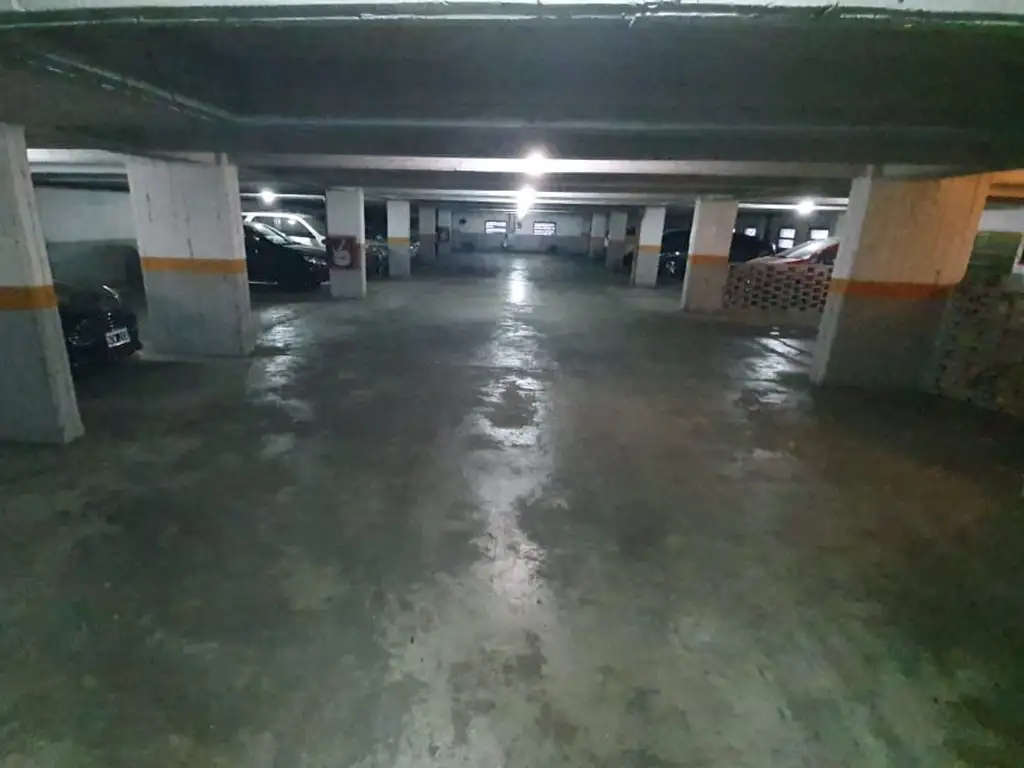 Foto de VENTA DE GARAJE EN CAPITAL FEDERAL – INVERSIÓN DE ALTA RENTABILIDAD, imagen 1