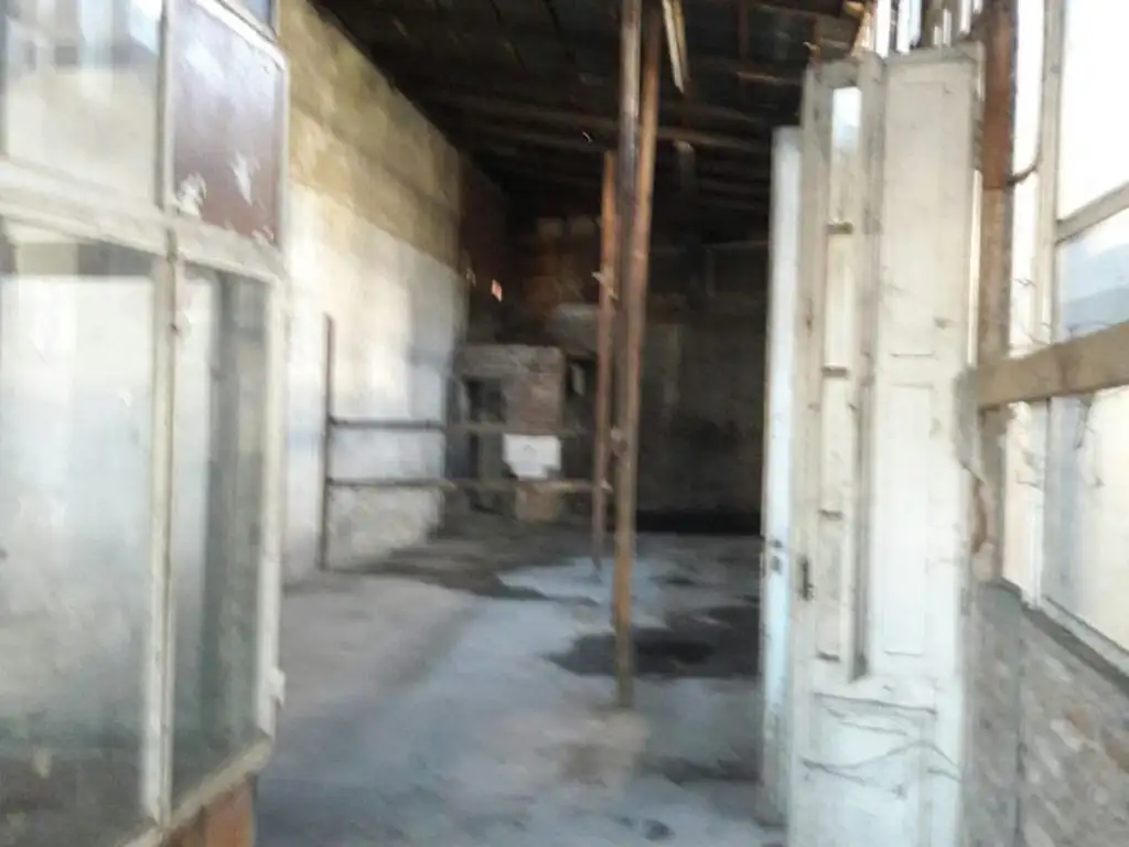 Foto de Industria / Galpon Venta. VALOR TERRENO///ZONA DE ALTO TRÁNSITO/// 9 X, imagen 4
