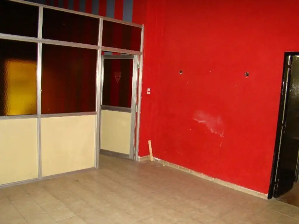Foto de Local de 7.50x9.00 con Dos Baños, imagen 5