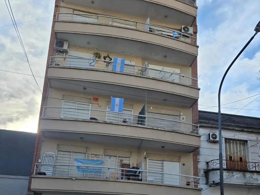 Foto de Local en alquiler y Venta, imagen 1