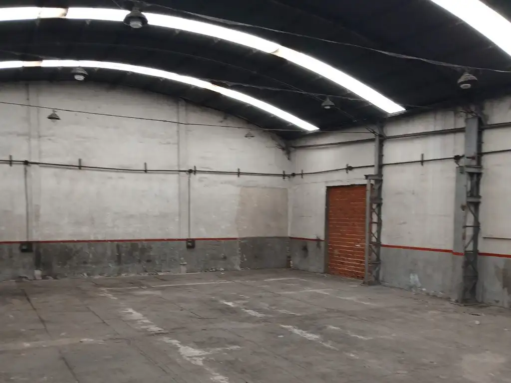 Foto de V. Alsina Deposito 800 M2, imagen 5