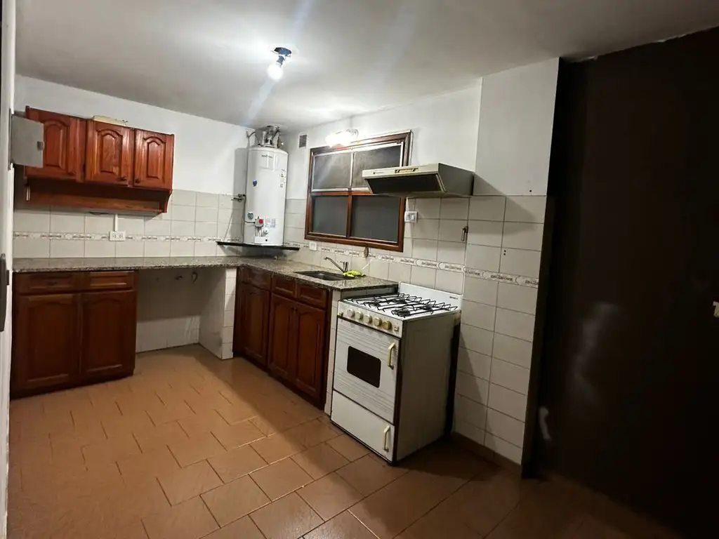 Foto de ALQUILER DEPARTAMENTO 2 1/2 AMBIENTES - HAEDO CENTRO - APTO PROFESIONAL, imagen 3
