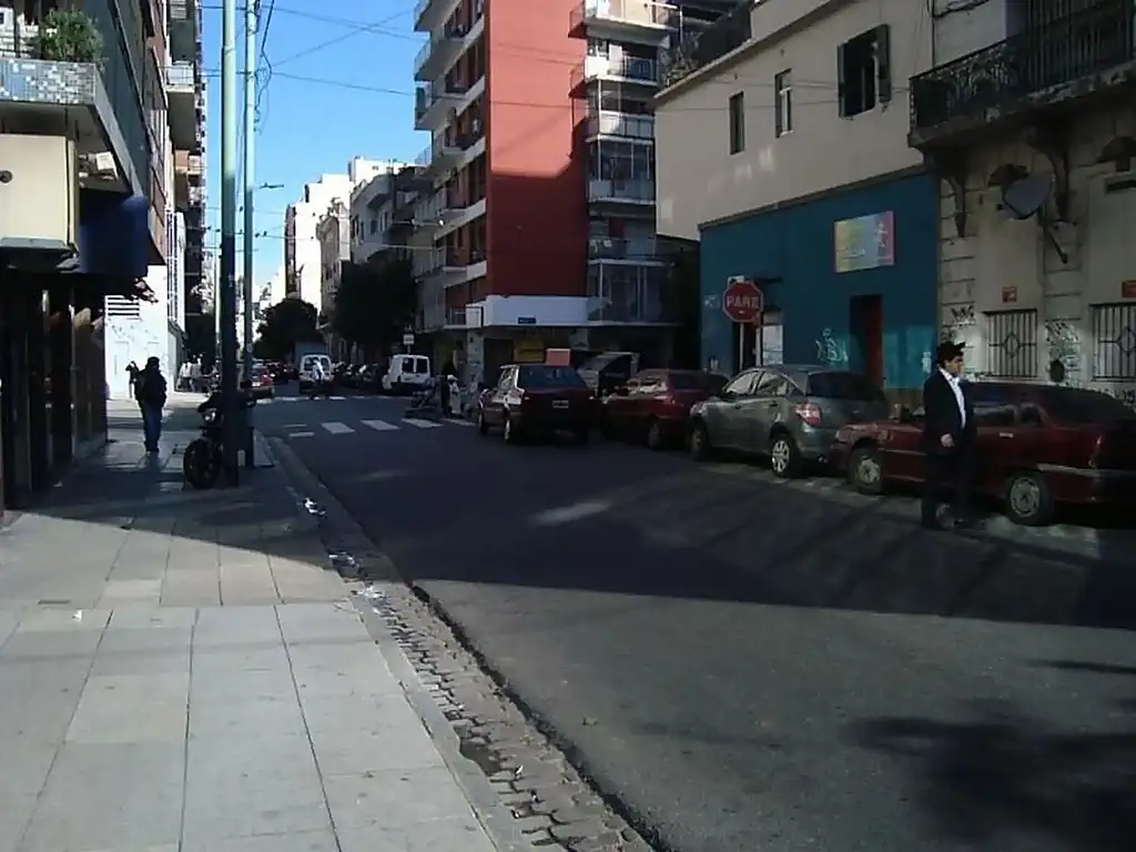 Foto de Excelente edificio comercial con deposito 450m2, imagen 3