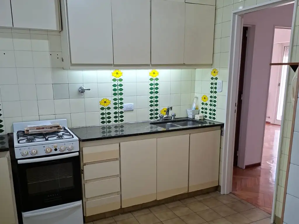 Foto de 3 Amb. cocina y lavadero amplio, super luminoso, 1 cuadra de Cabildo y, imagen 4