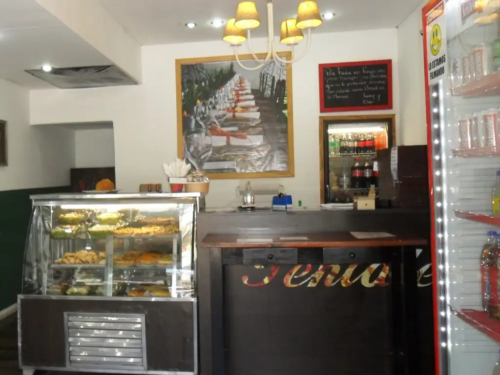 Foto de Alquiler local en Acassuso en calle Perù ideal gastronomía, imagen 3